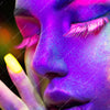 Led Wandbild Frau Im Neonlicht Querformat Zoom