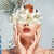 Led Wandbild Frauenportrait Mit Blumen Quadrat Zoom