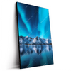 Led Wandbild Nordlichter Und Schneebedeckte Berge Hochformat Produktvorschau Seitlich