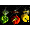Led Wandbild Spritzer Von Paprika Beim Fallen Ins Wasser Querformat Motivvorschau