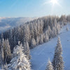 Xxl Wandbild Berge Und Waelder In Schnee Querformat Zoom